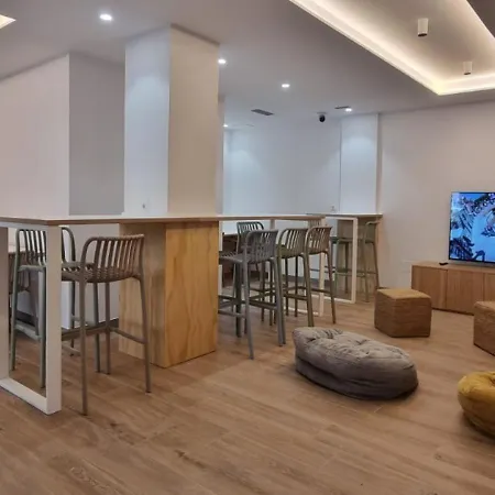 Aloha Surf Hostel Somo